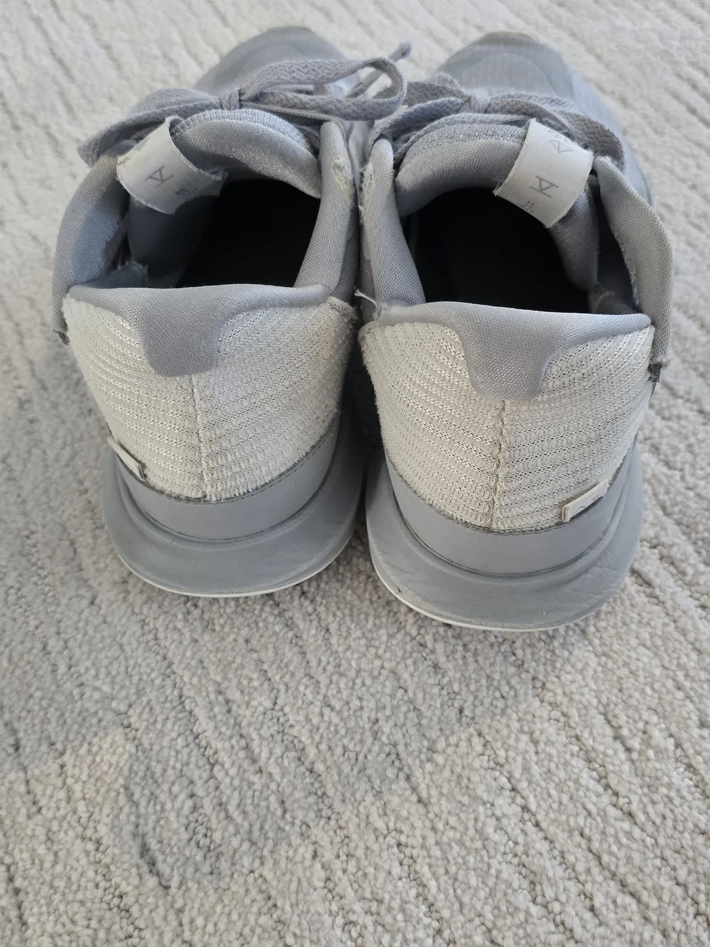 Nike Men’s Light Gray and White Athletic Sneakers